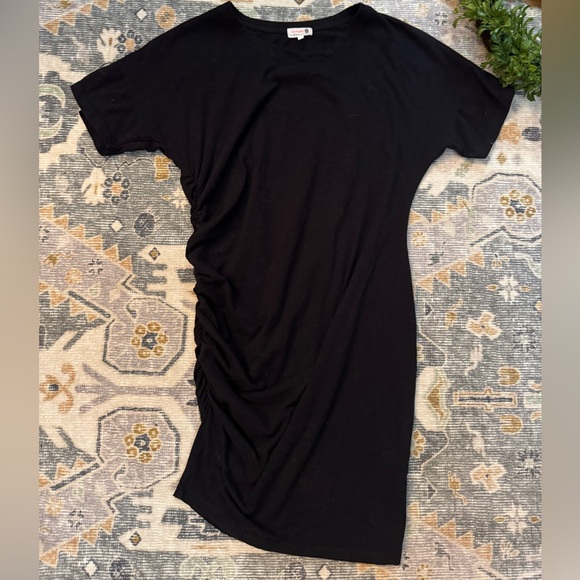SUNDRY ANTHROPOLOGIE Black Ruched Short Sleeve
Cotton Shirt Dress - Picture 4 of 9